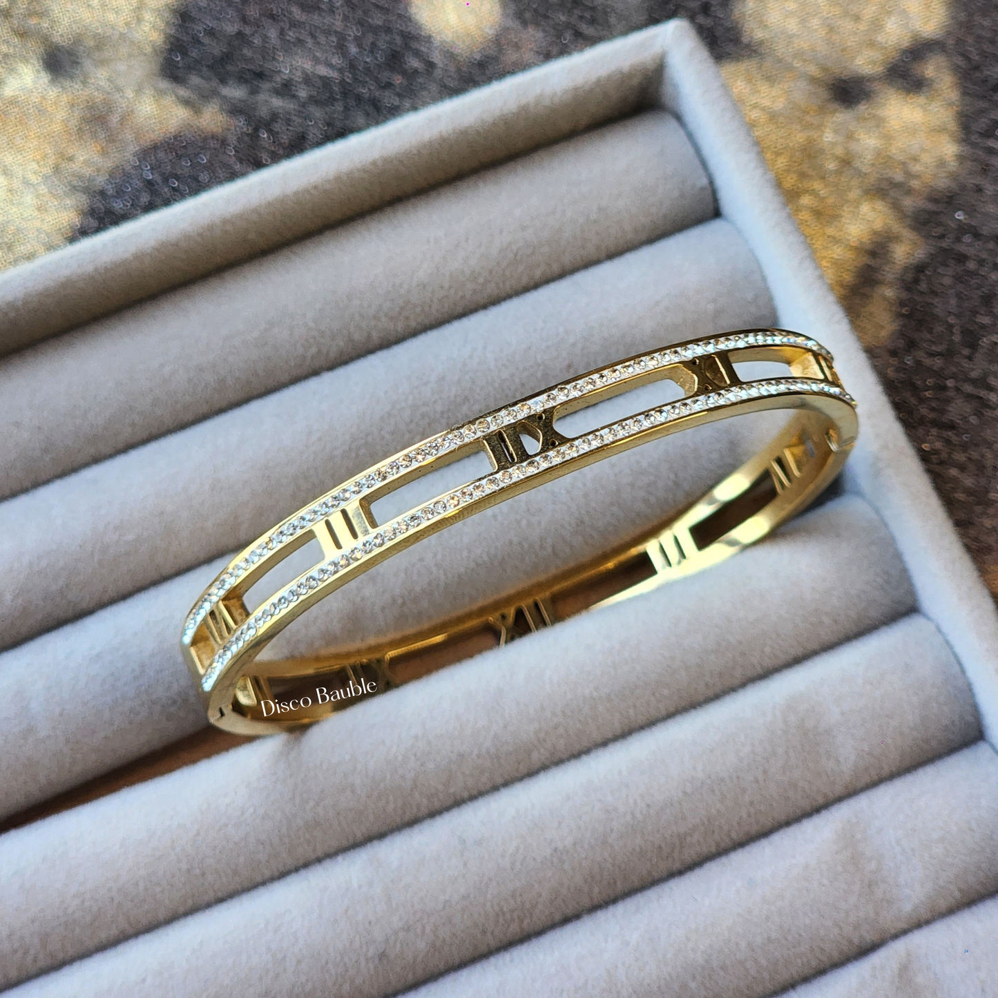 Roman Bangle