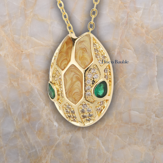 Snake pendant with chain (Gold)