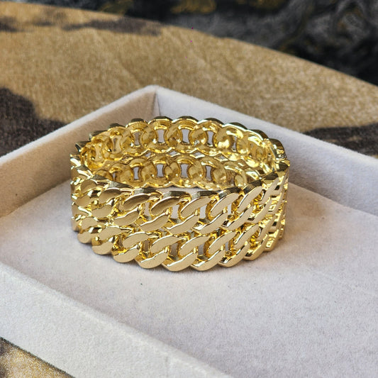 Double chain cuff