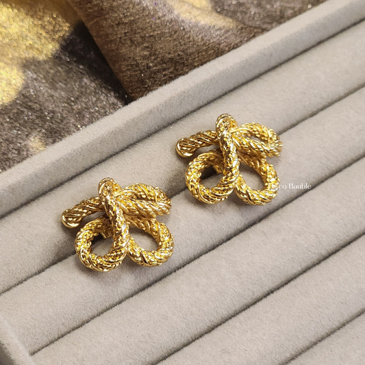 Knot Studs